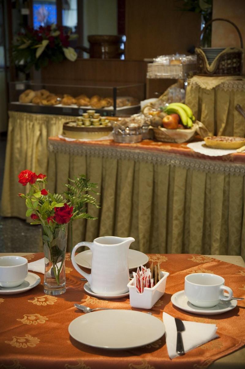 Hotel La Pace - Experience Cassino Esterno foto