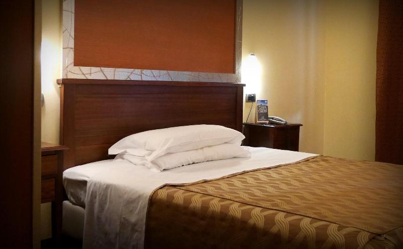 Hotel La Pace - Experience Cassino Esterno foto