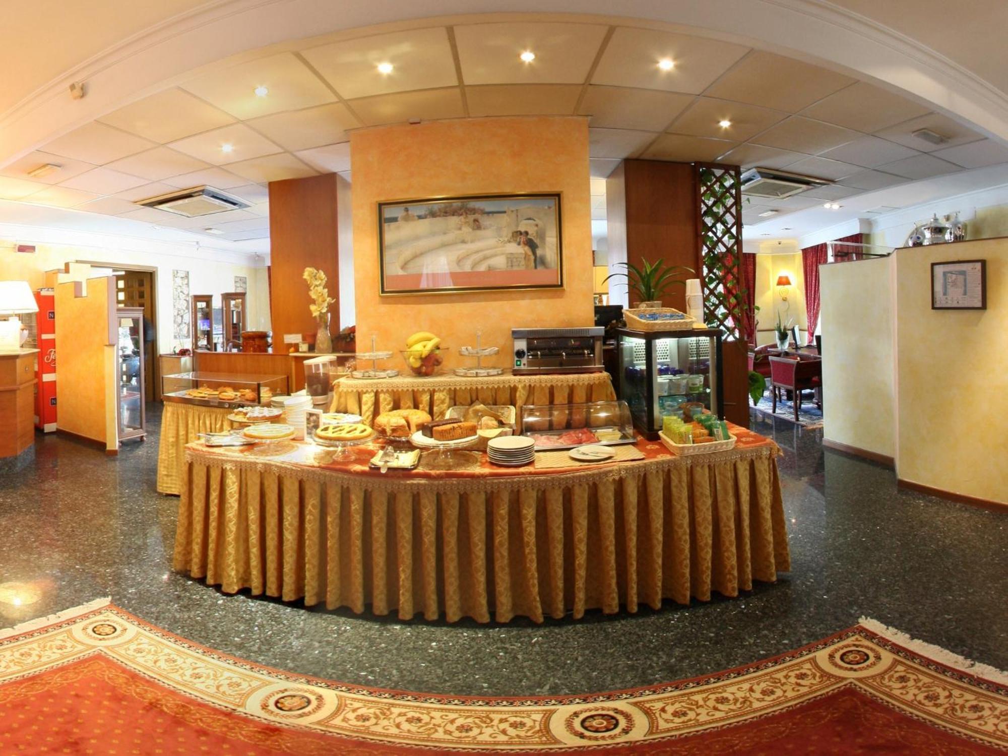 Hotel La Pace - Experience Cassino Esterno foto