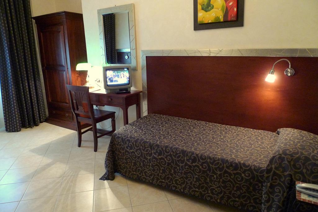Hotel La Pace - Experience Cassino Esterno foto